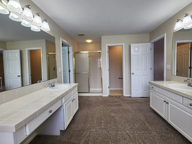 22359 E Lake Ln — Photo 24