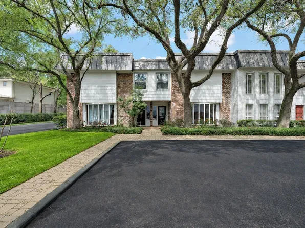 8954 Chatsworth Dr, Houston, TX 77024