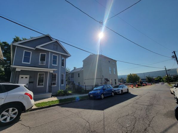 205 Spring St