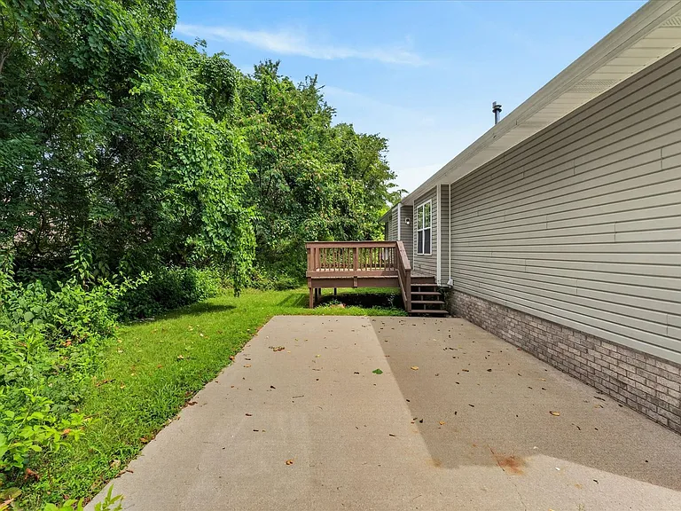 3171 Buckhorn Ct — Photo 32