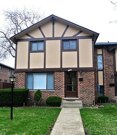 1st image of 1S128 Ingersoll Ln