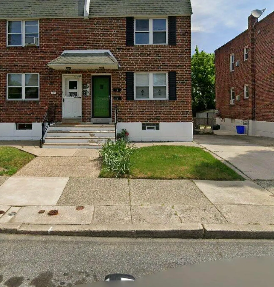 1 bed, 900 sqft, $1,350 — Photo 1