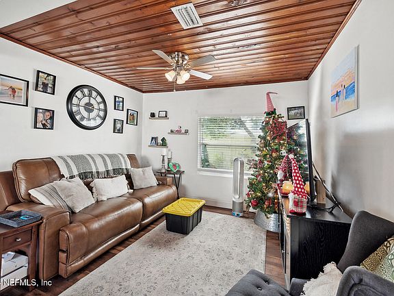 4th image of 5636 DARTMOUTH Avenue N