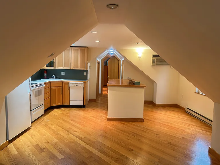 229 Hurley St #3 — Photo 7