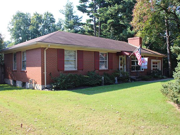 2nd image of 2809 Sheila Dr