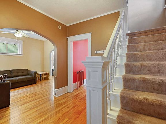 4th image of 958 Sherburne Ave