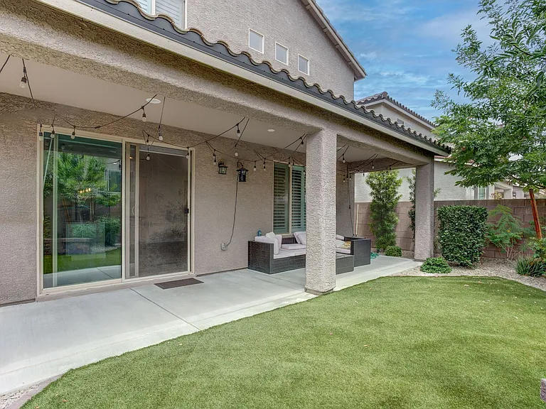 9020 Nopah Peak Ct — Photo 33