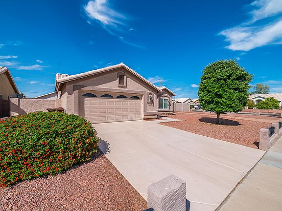 2nd image of 8376 W Dahlia Dr