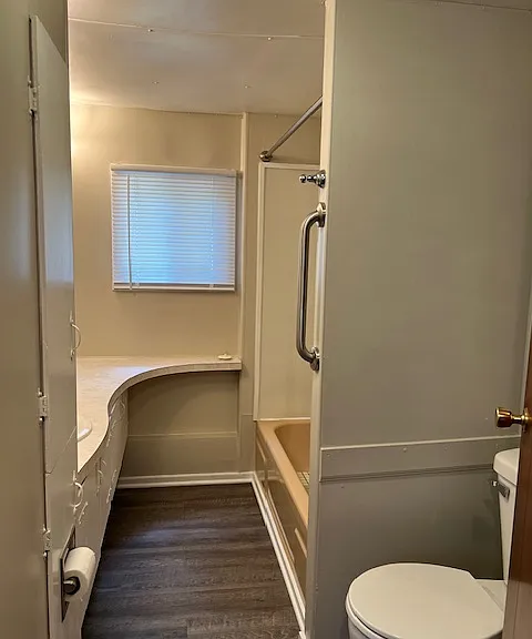 20555 Bester Ave NW — Photo 8