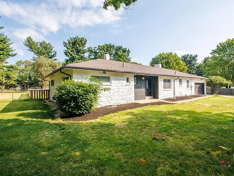 Sunbury Rd — Photo 3
