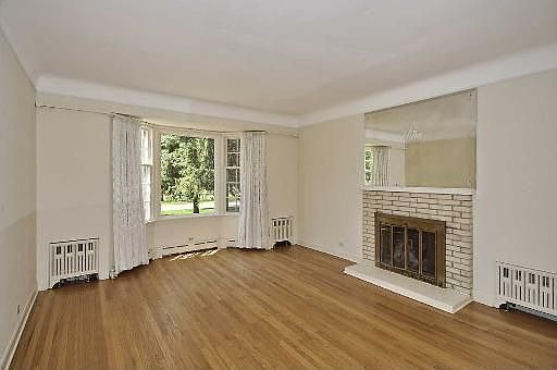 5th image of 115 Berry Pkwy
