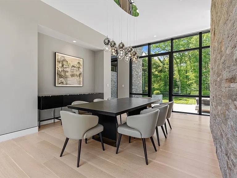 63 Sylvan Ln — Photo 13