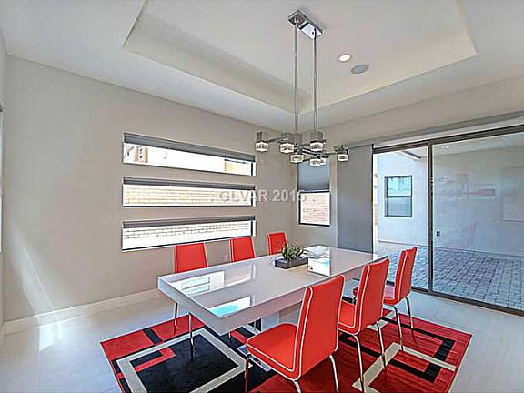3rd image of 55 Pristine Glen St