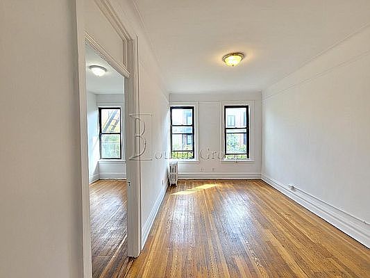 1st image of 2552 38th St APT 1C