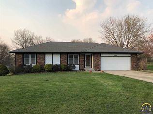 8010 SW 23rd St, Topeka, KS 66614