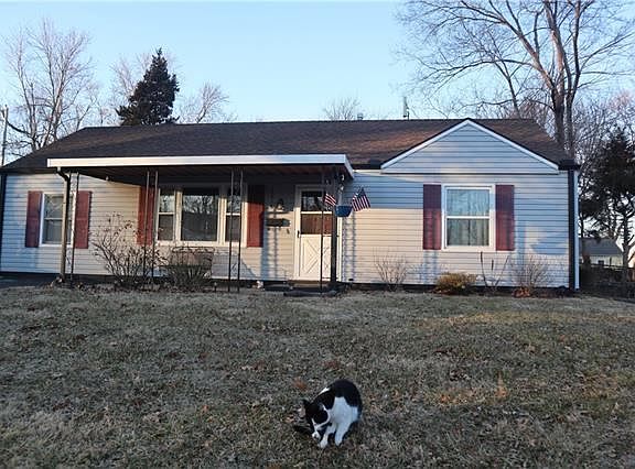 4th image of 5014 Harmony Dr