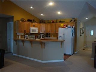 3rd image of 21515 Parkview Dr