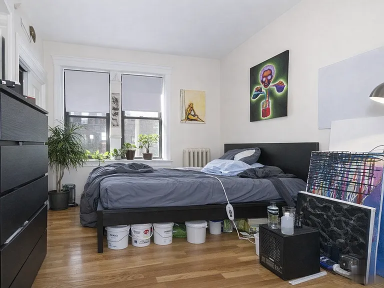 76 Quint Ave #2 — Photo 10