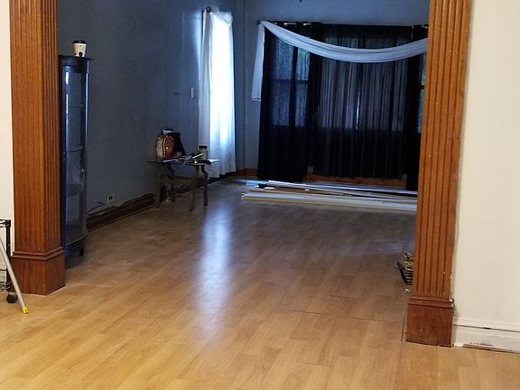 4th image of 11937 S Wentworth Ave