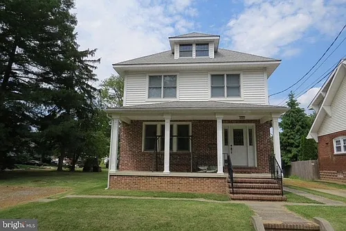221 Villanova Rd Photo 1