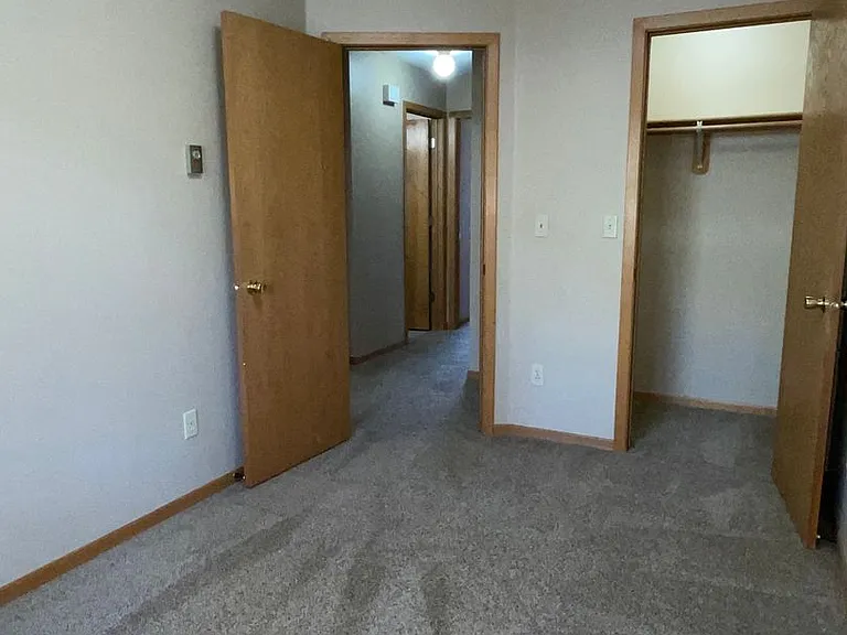 1801 Red Dale Dr — Photo 20