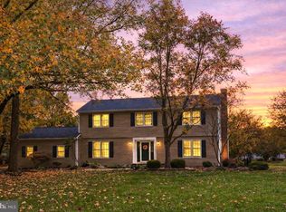 100 Knickerbocker Dr, Belle Mead, NJ 08502