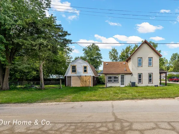 36505 Bismark Rd, New Boston, MI 48164