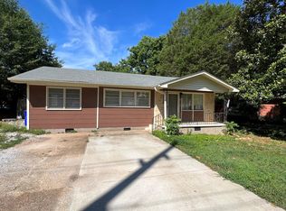 1615 Jackson Rd, Florence, AL 35630