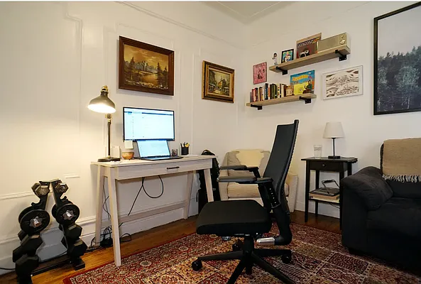 Rented by EXR | media 5