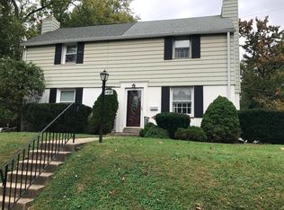 1469 Drayton Ln, Wynnewood, PA 19096