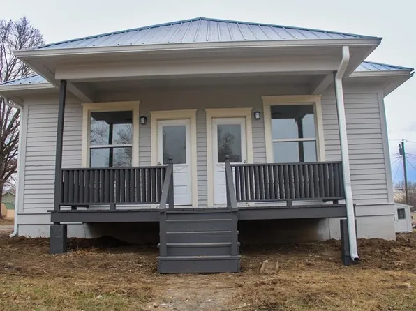 2115 Madison St, Lexington, MO 64067