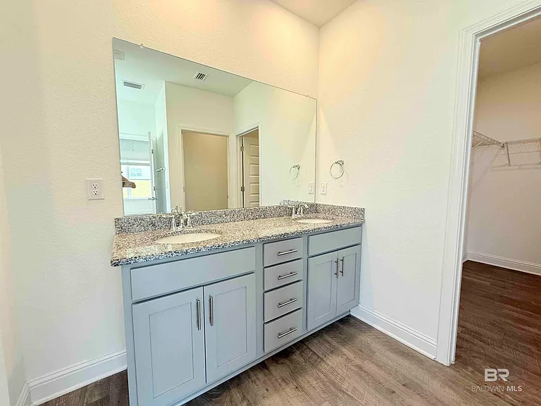 13179 Cavalier Dr — Photo 15