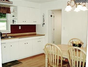 3rd image of 9 Mapledale Ave