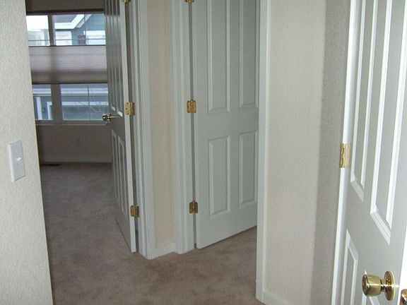 2nd floor hall/bedrooms