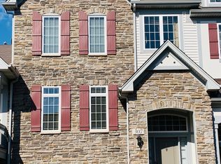 307 Sype Dr, Carol Stream, IL 60188