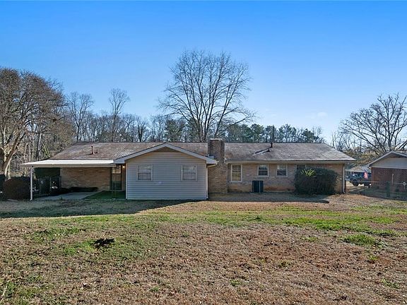 4th image of 1705 Dogwood Trl