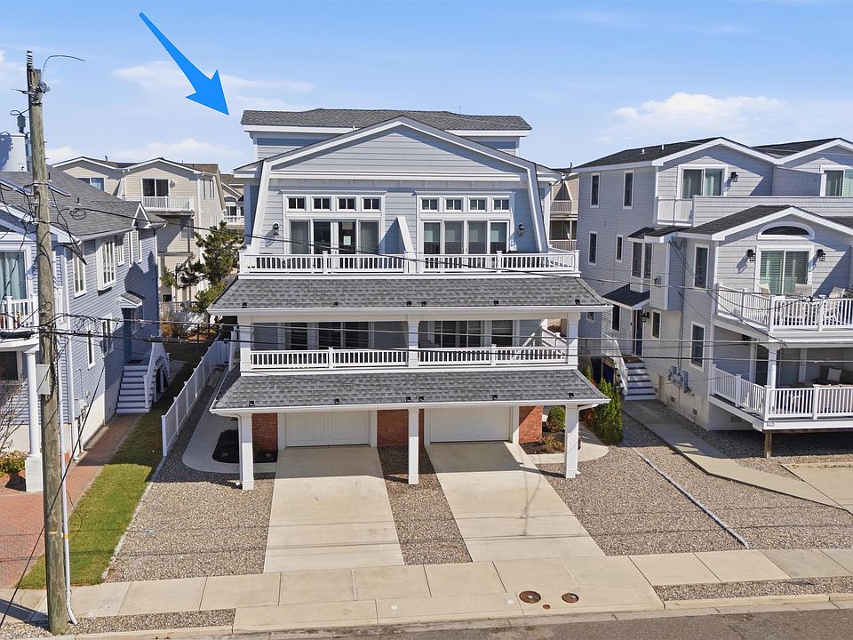 1st image of 235 34th St #235