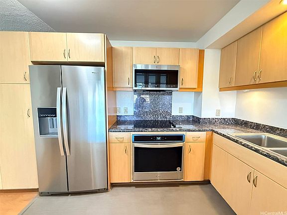 2nd image of 55 S Kukui St APT D-2701