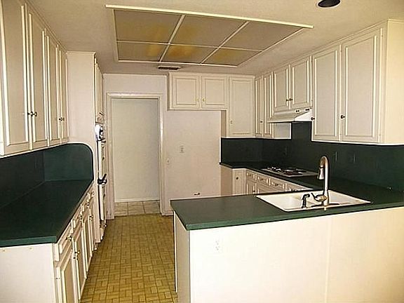 4th image of 6627 Regalbluff Dr