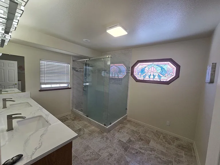 136 W Cielo Ave — Photo 7