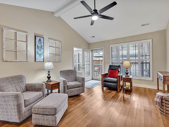 5th image of 1521 Brentwood Pointe