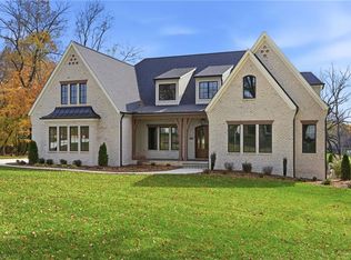 7920 Valley View Dr, Clemmons, NC 27012