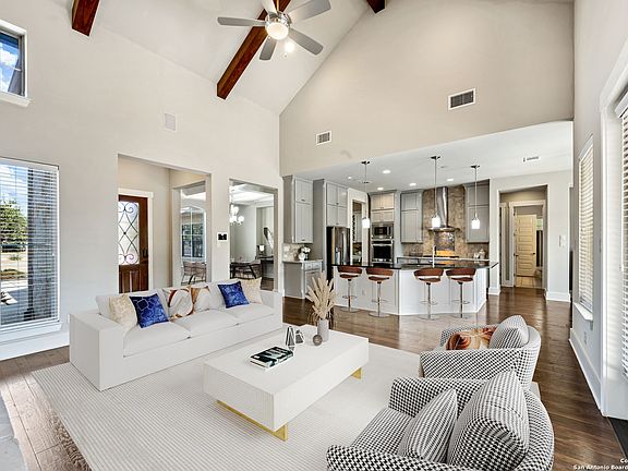 5th image of 8407 Orchard Glen