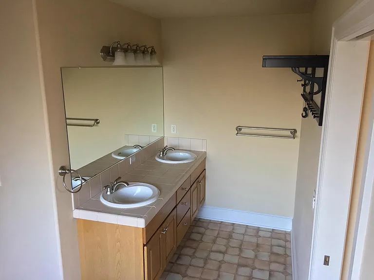 Double Vanity Master Bath