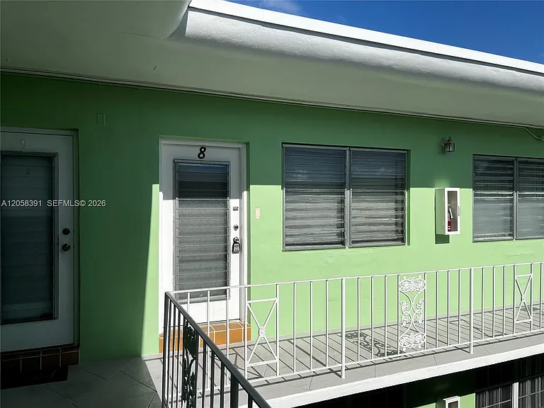 2072 NE 169th St #8 — Photo 15