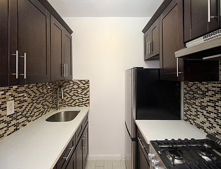 5th image of 8131 Baxter Ave APT 6D