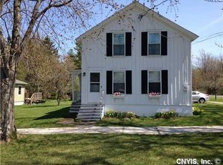 117 E Lake St, Cape Vincent, NY 13618
