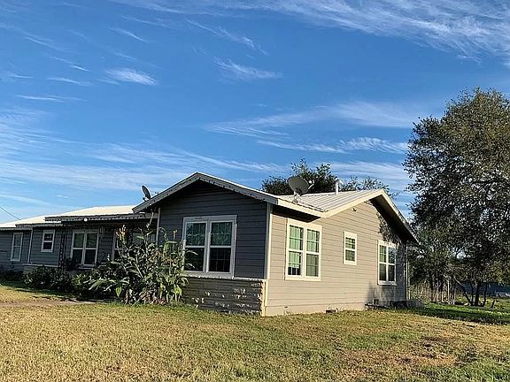 3rd image of 2813 W Highway 21