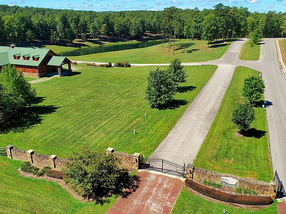 3rd image of Grandview Way