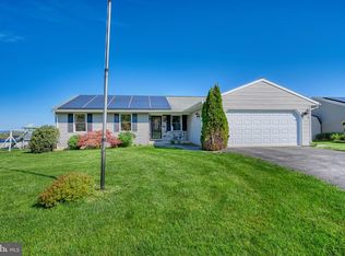 130 Sweetwater Ln, Newmanstown, PA 17073